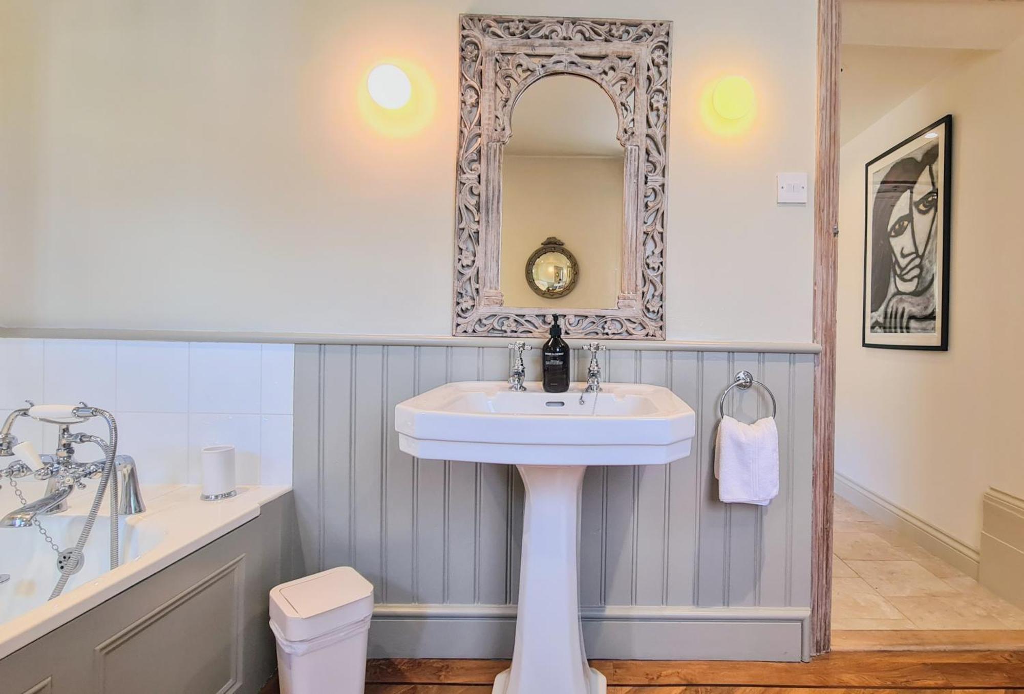 Crouch End Apartment - Spacious Flat Close To Central Лондон Екстер'єр фото